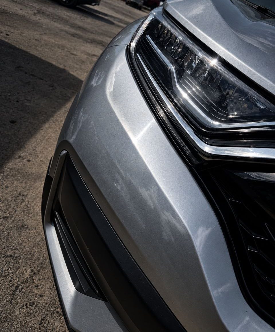 Clear Honda CR-V headlight after restoration
